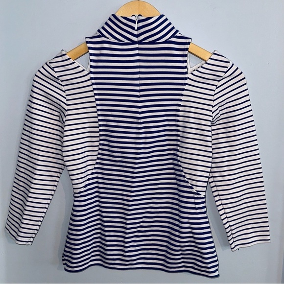 Karen Millen Cold Shoulder 3/4 Sleeve Striped Mock Neck Top, Size 4, Blue White - Picture 2 of 8